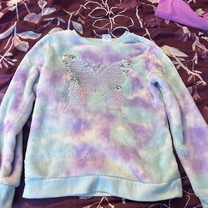 Little Girl’s Fleece Sweatshirt Size M (7/8)